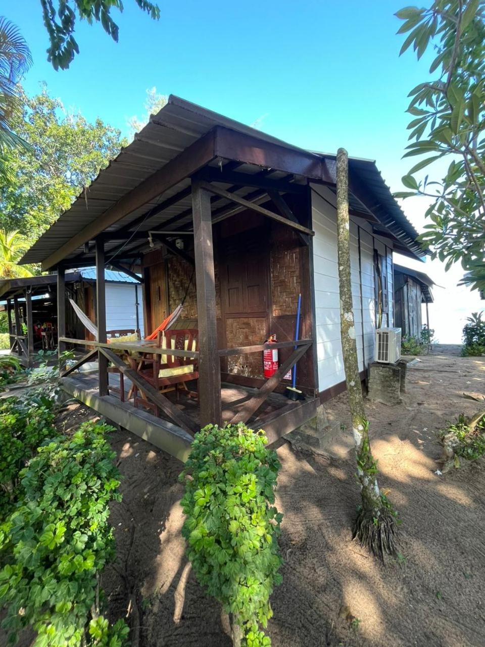 The Station Tioman Hotel Kampong Ayer Batang Exterior foto